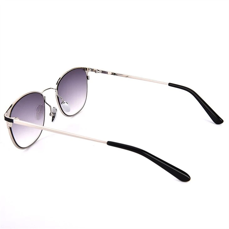 Black polarized gradient sunglasses for men (4)